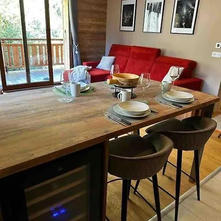Gorgeous 2 Bedroom, 2 Full Bath, In Apartment! Winner Of 2025 And 2024 Traveller Award! Apartment *