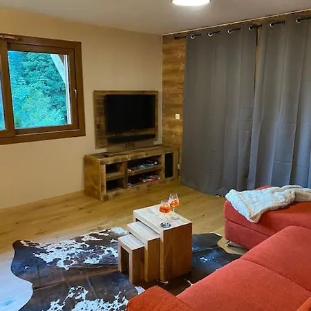 Gorgeous 2 Bedroom, 2 Full Bath, In Apartment! Winner Of 2025 And 2024 Traveller Award!